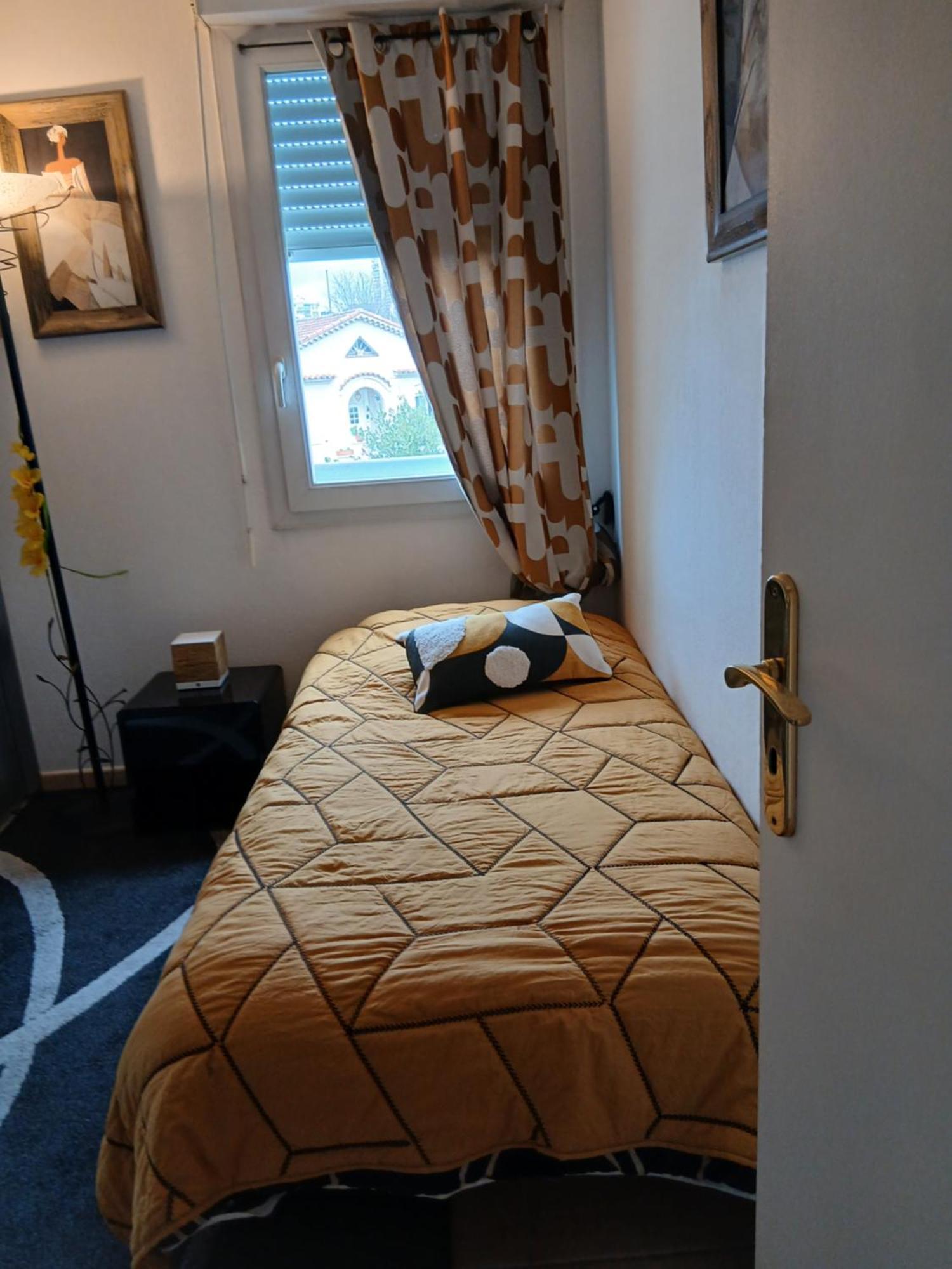 Location Chambre 2 Personnes Chez Angela Cannes Camera foto